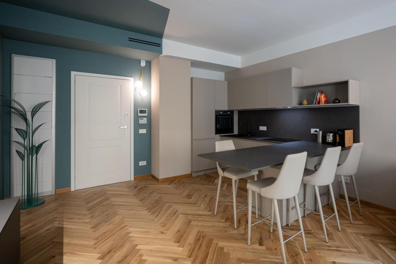 The Peacock Suite Торино Екстериор снимка